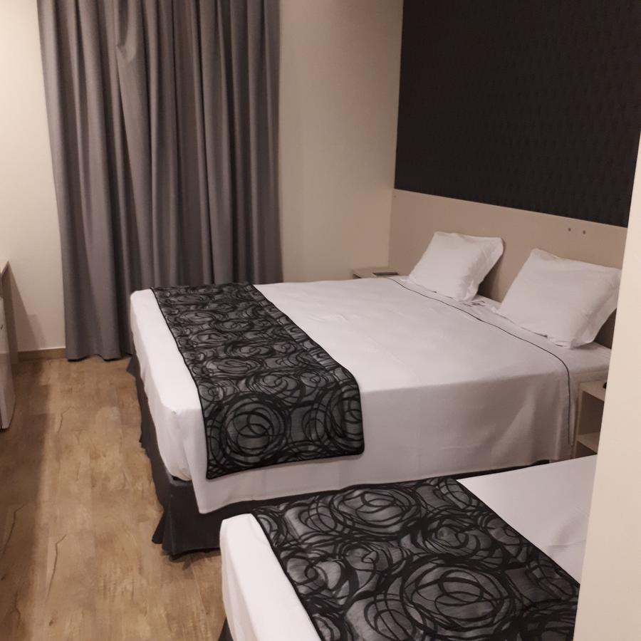 Quarto Deluxe com 2 Camas de Solteiro
